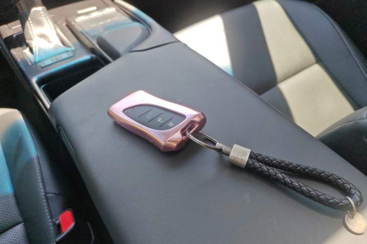 Used Lexus ES 2020 200 Excellence Edition
