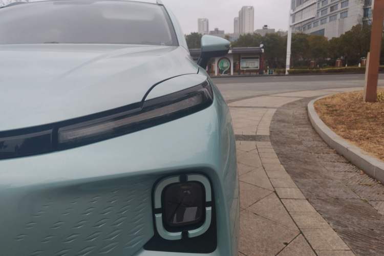 Used Geometry E Firefly 2024 301km Starlight