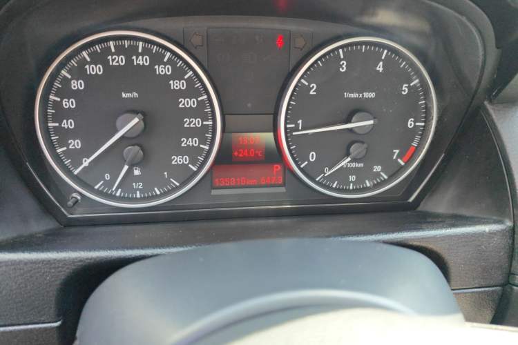 Used BMW X1 2014 sDrive18i Leading Model
