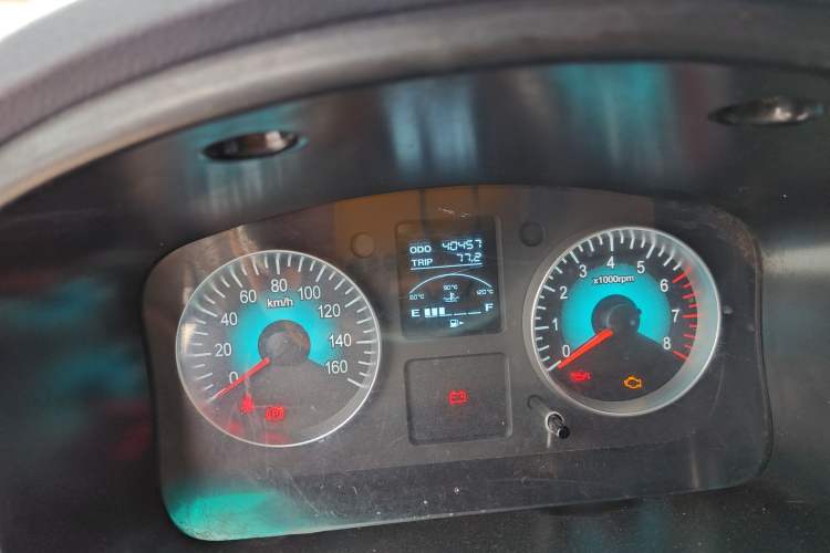 Used Jinbei Hiace X30 2020 1.5L Super-Comfortable Version China VI Standard SWC15M