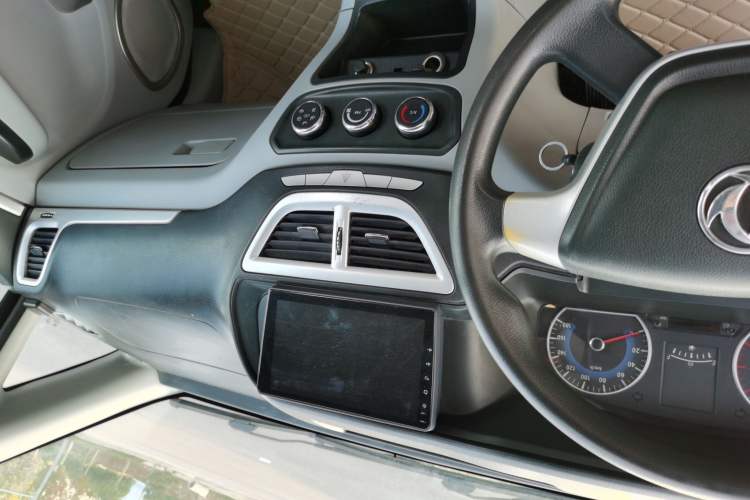 Used Dongfeng Shuaike 2016 1.5L Manual Comfort Model
