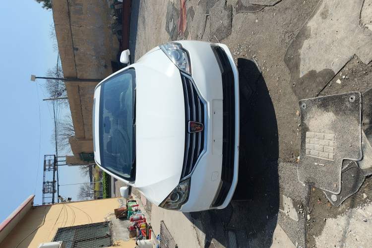 Used Roewe 360 2015 1.5L Manual Luxury Edition