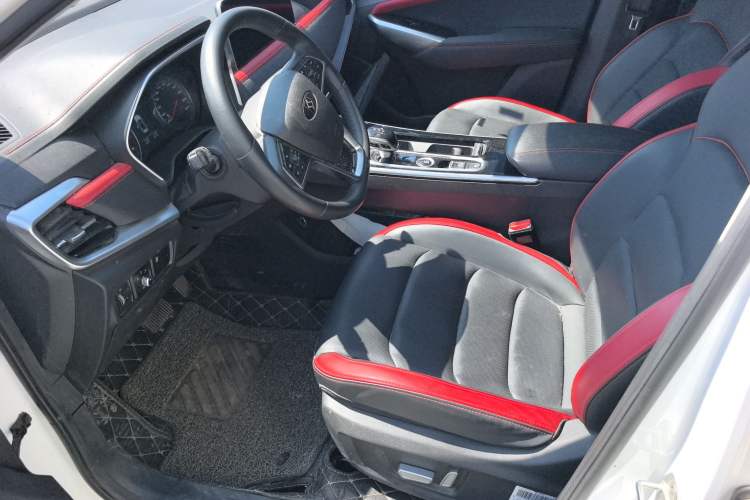 Used SOL X8 2022 Da Sheng Edition 300T DCT Xingzhe Model 7 Seats Driver Seat