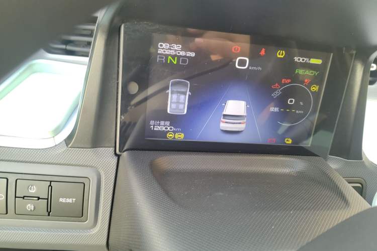 Used Wuling Hongguang MINIEV 2021 Macaron Fashion Edition Lithium-Ion Battery