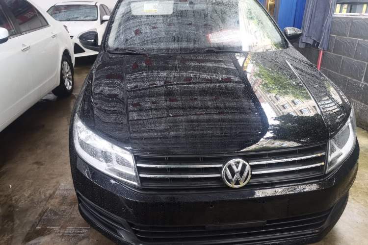 Used Volkswagen Santana 2016 1.6L Manual Fashion Edition