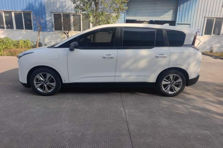 Used Bestune NAT 2023 PRO Comfortable Travel Battery-Swap Version 401km