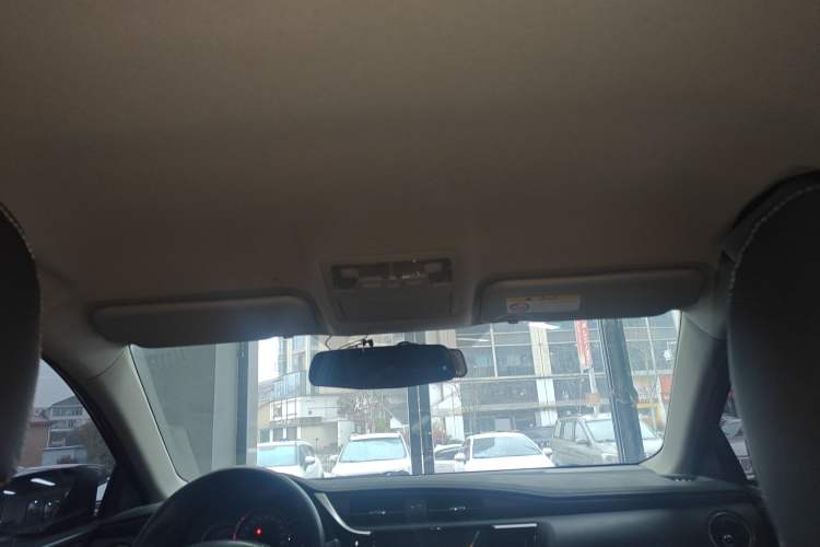 Used Toyota Corolla 2017 Revised Version 1.2T S-CVT GL
