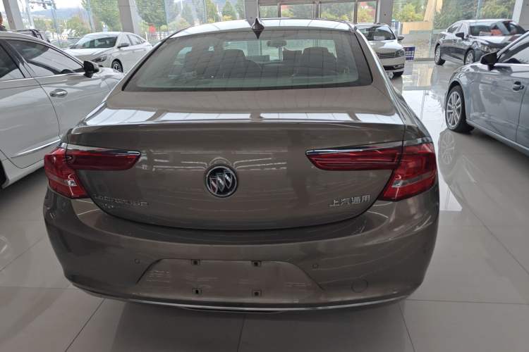 Used Buick LaCrosse 2018 20T Leading Model