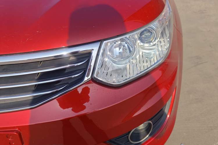 Used Cowin C3 2015 1.5L AMT Gold Diamond Edition