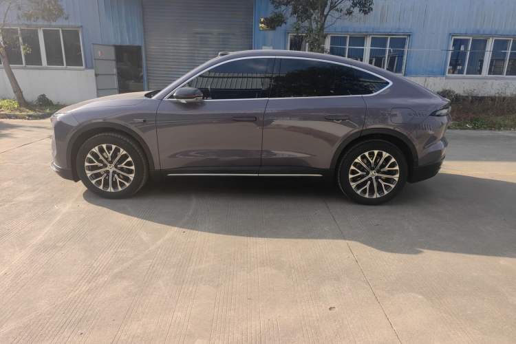 Used Nio EC6 2024 75 kWh