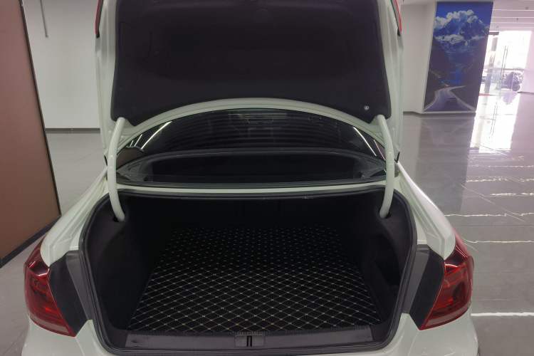 Used Volkswagen FAW-Volkswagen CC 2016 1.8TSI Prestige Model
