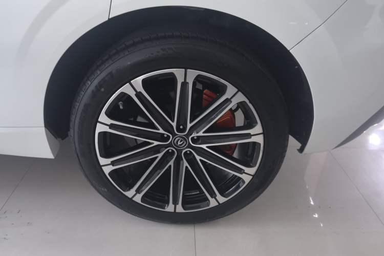 Used CHANGAN UNI-K iDD 2022 Blue Whale iDD 130km 1.5T Prestige Model

