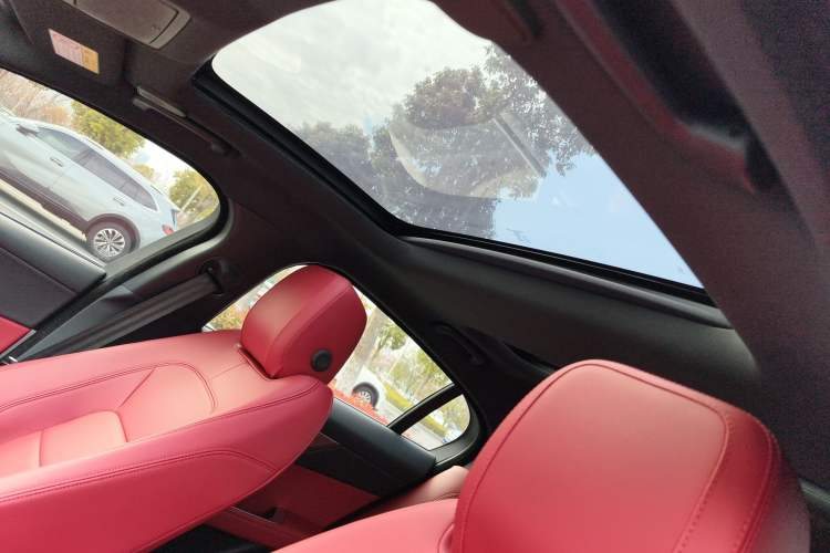 Used Jaguar XEL 2022 2.0T 250 PS R-DYNAMIC S Advanced Sport Edition Headliner