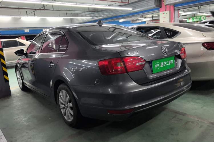 Used Volkswagen Sagitar 2014 Revised Version 1.6L Manual Comfort Edition Exterior 1