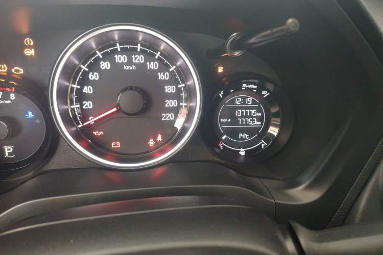 Used Honda XR-V 2020 1.5L CVT Comfort Version Odometer Close Up