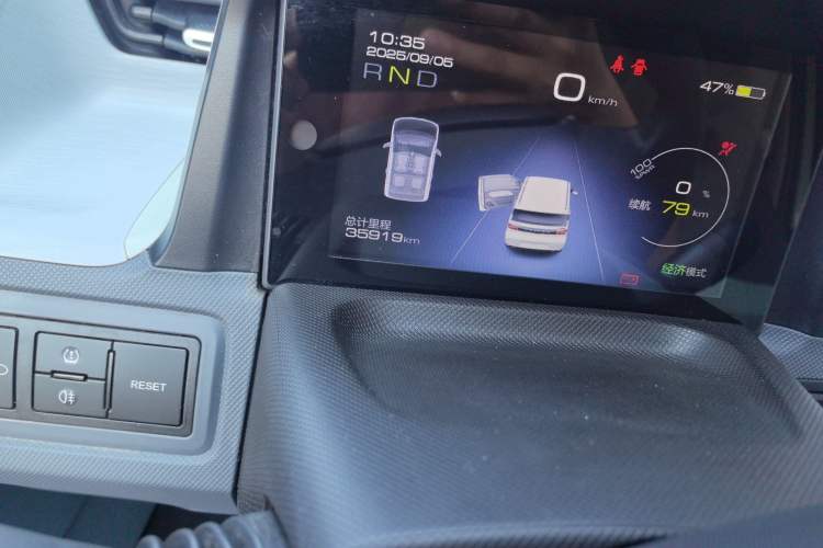 Used Wuling Hongguang MINIEV 2022 Macaron Premium Model – Lithium Iron Phosphate