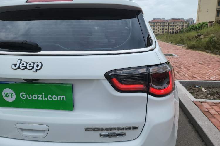 Used Jeep Compass 2017 200T Automatic Family Edition