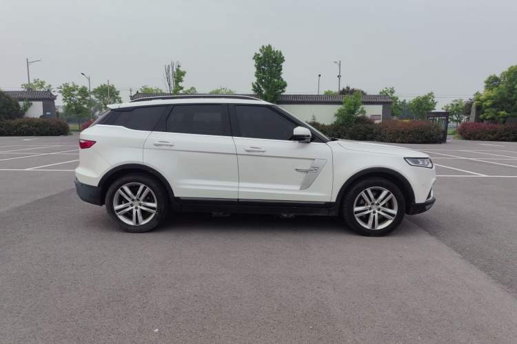 Used Zotye T700 2017 1.8T Dual-Clutch Flagship Model

