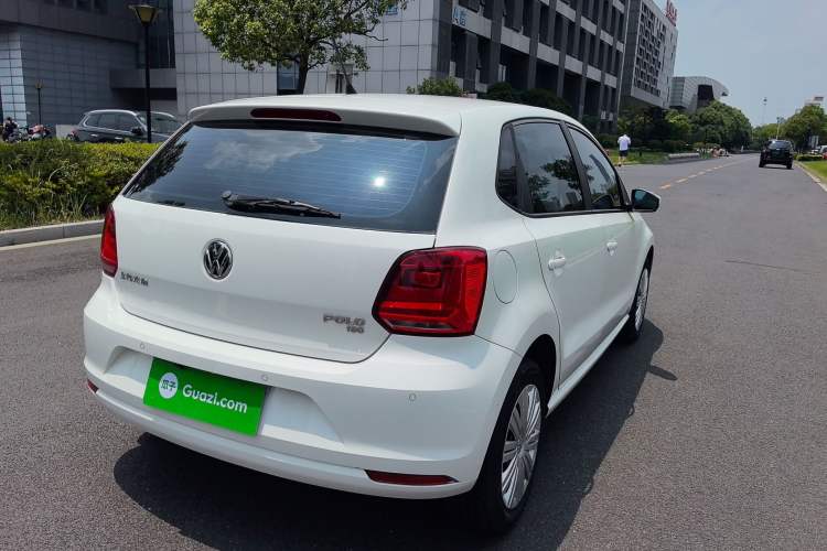 Used Volkswagen Polo 2016 1.6L Automatic Comfort Model
