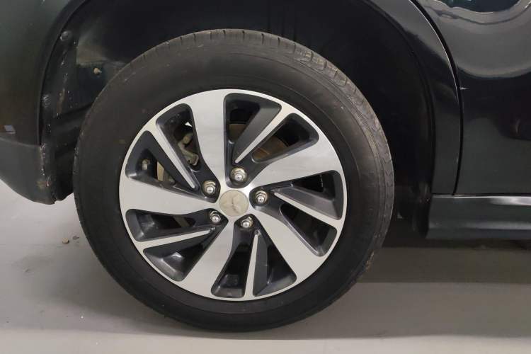 Used Mitsubishi ASX 2018 2.0L CVT Two-Wheel Drive Deluxe Edition
