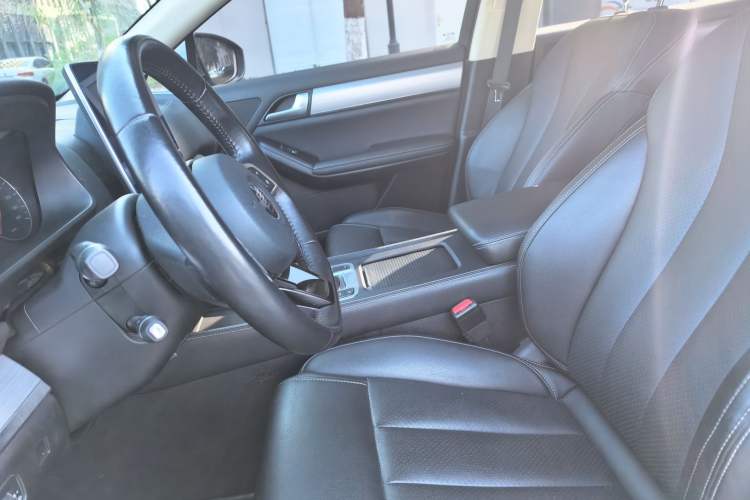 Used BYD Tang 2018 2.0T Automatic Smart Connect Prestige 7-Seater China V Standard