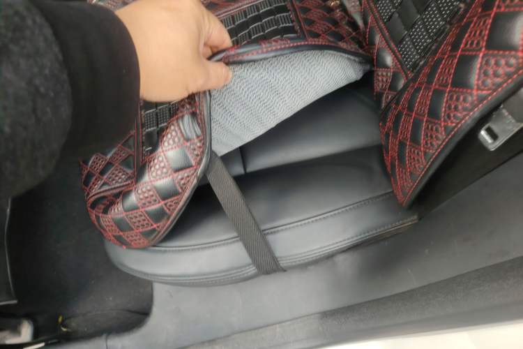 Used Roewe 550 2012 550 1.8L Automatic Value Edition
