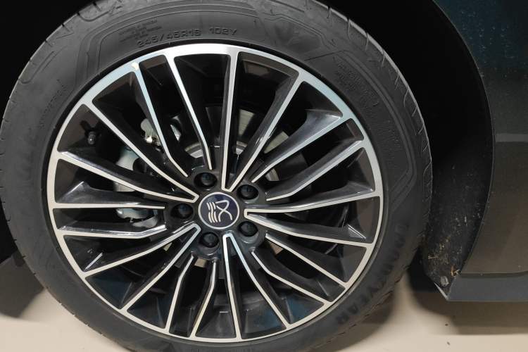 Used BYD Han 2022 DM-i 121KM Luxury Model