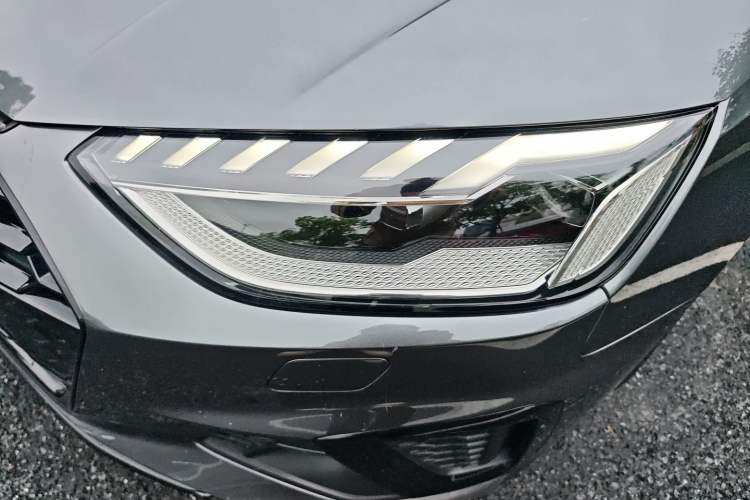 Used Audi A4L 2022 45 TFSI quattro Prestige Dynamic Edition Left Front Headlight