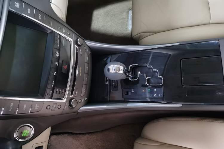 Used Lexus IS 2011 250 Xuan Dong Edition
