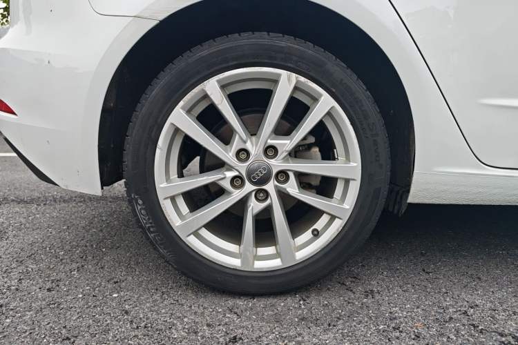 Used Audi A3 2020 Sportback 35 TFSI Ambition China VI Exterior 4