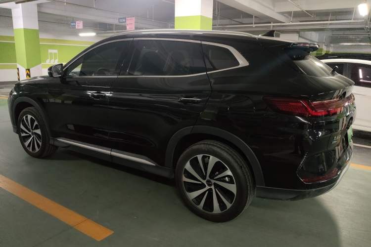 Used BYD Song PLUS New Energy 2024 HONOR Edition DM-i 71km Luxury Model
