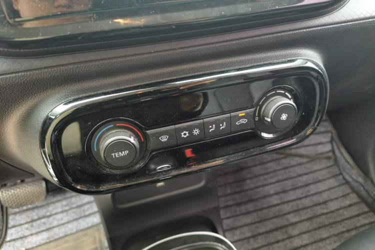 Used Roewe Clever 2022 311km QiQi BoBo Edition