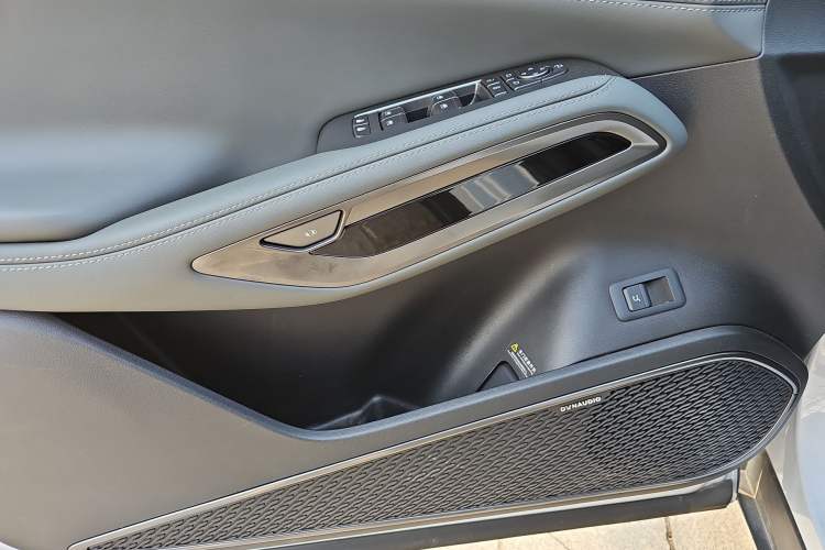 Used BYD Song L EV 2025 Intelligent Driving Version 662 km LiDAR Excellence Edition