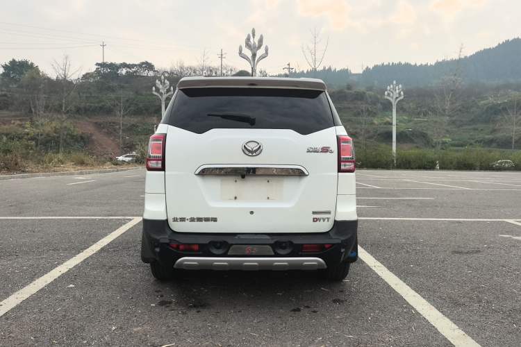 Used HYOSOW S3 2014 1.5L Comfort Version China IV Emission Standard