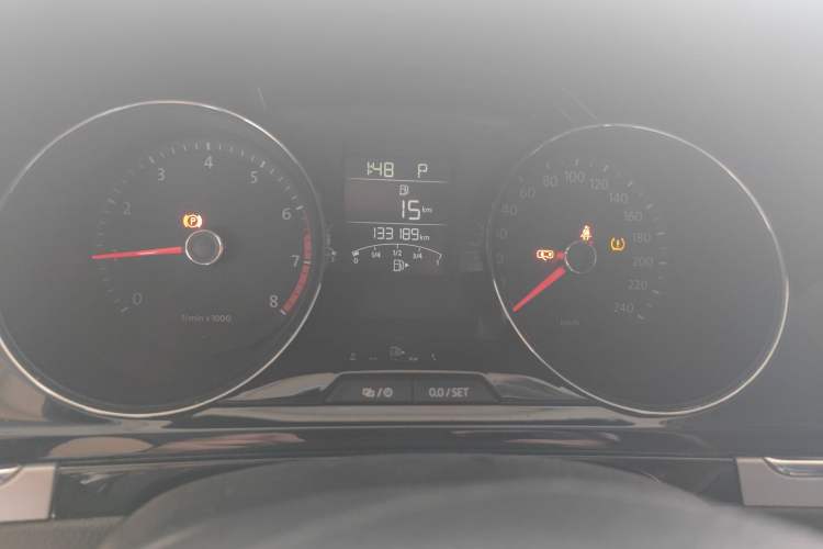 Used Volkswagen Bora 2014 1.6L Automatic Comfort Model Odometer Close Up