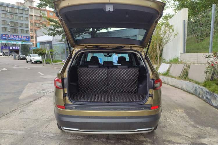 Used Skoda Kodiaq 2017 TSI330 7-Seater Two-Wheel-Drive Luxury Edition
