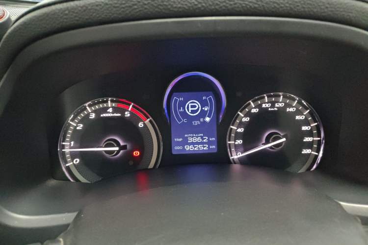 Used Isuzu mu-X 2018 1.9T Automatic Two-Wheel Drive Jingyue Edition 5 Seats
