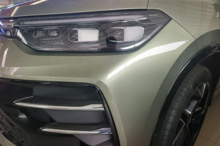 Used Volkswagen Tayron 2025 Tiguan L 380TSI 4Motion Luxury Easy Package
