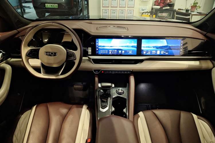 Used Geely Auto Monjaro L 2021 2.0TD DCT EVO Two-Wheel Drive Prestige Version
