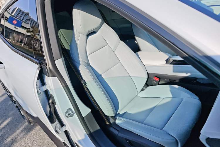 Used Polestar 4 2023 Single-Motor Long-Range PLUS