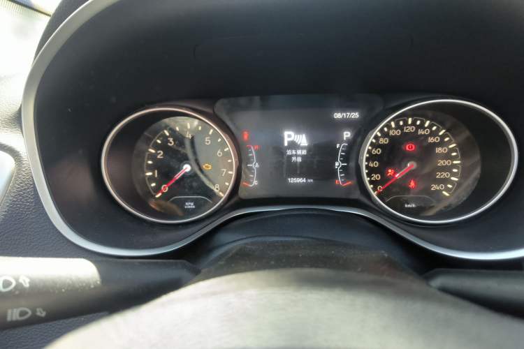 Used Jeep Compass 2017 200T Automatic Family Edition