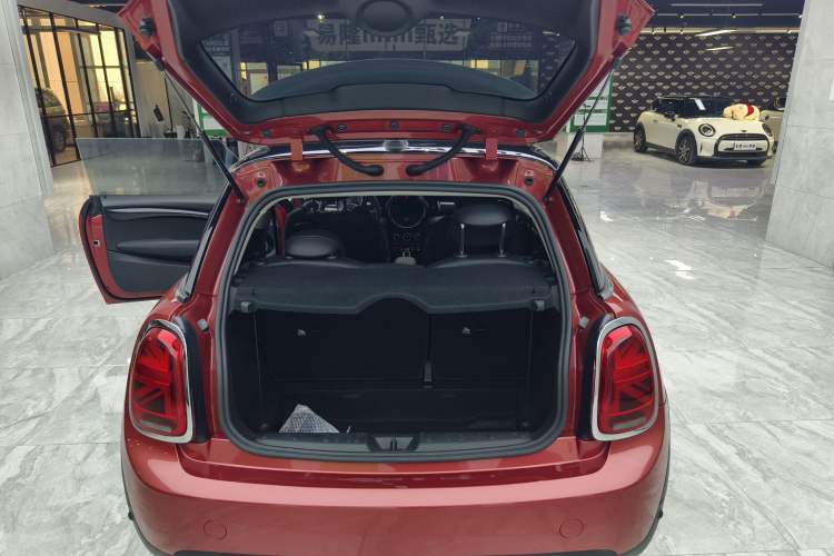 Used MINI 2020 1.5T COOPER Three-Door Midnight Red Limited Edition
