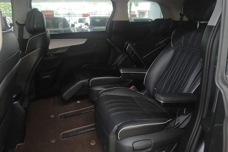 Used Roewe iMAX8 2022 400TGI Flagship Edition