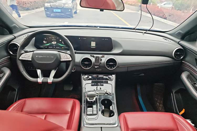 Used FORTHING T5 EVO 2021 1.5TD DCT Starry Edition Center Console