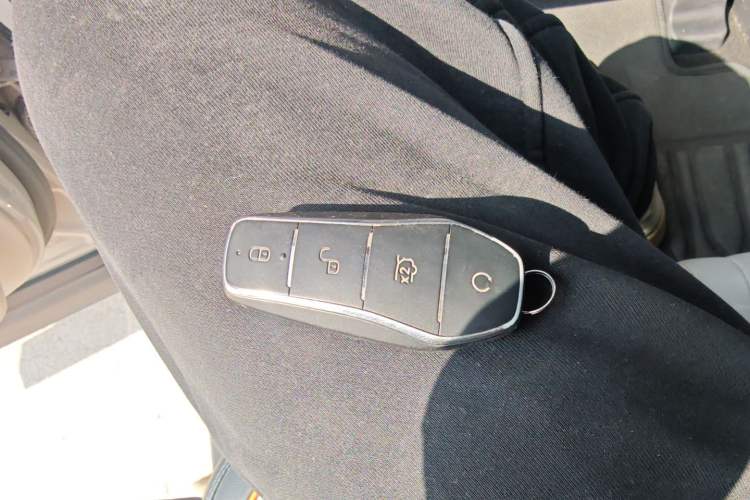 Used BYD Song PLUS New Energy 2024 HONOR Edition DM-i 71km Luxury Model