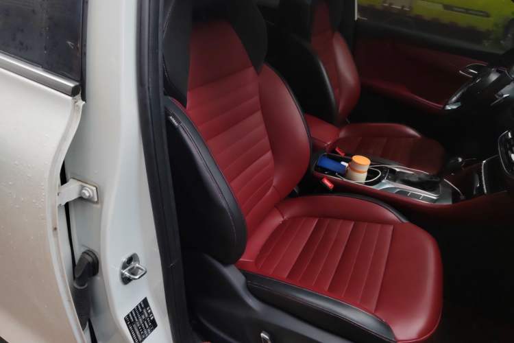 Used MG HS 2019 20T Automatic Two-Wheel Drive Trophy Super Sport Version China VI Standard
