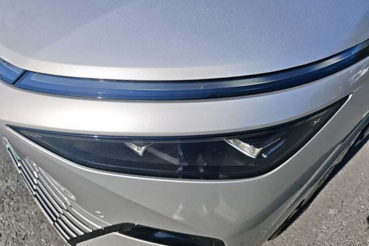 Used XPeng X9 2024 610 Long-Range Pro
