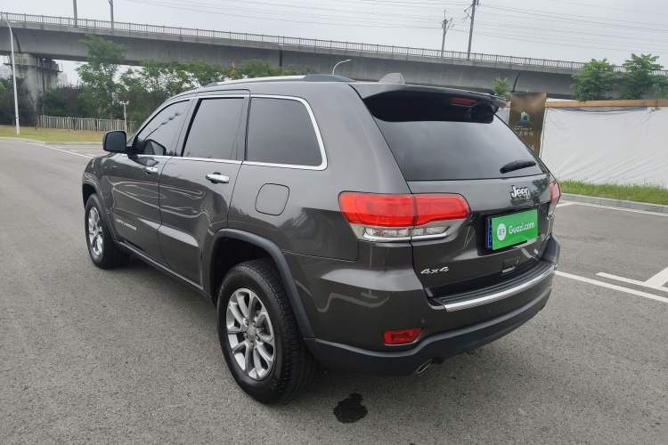 Used Jeep Grand Cherokee 2015 3.0L Comfort Navigation Edition