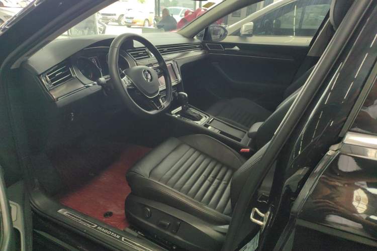 Used Volkswagen Magotan 2019 330TSI DSG Luxury Version China VI Standard
