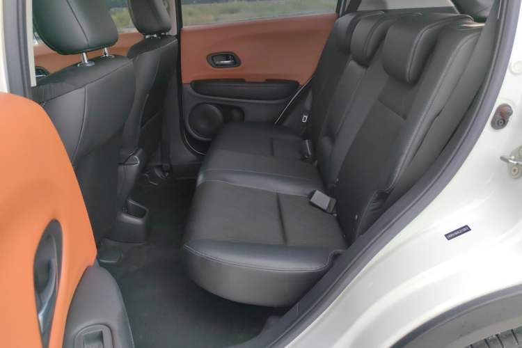 Used Honda Vezel 2019 1.5L CVT Pioneer Edition China VI